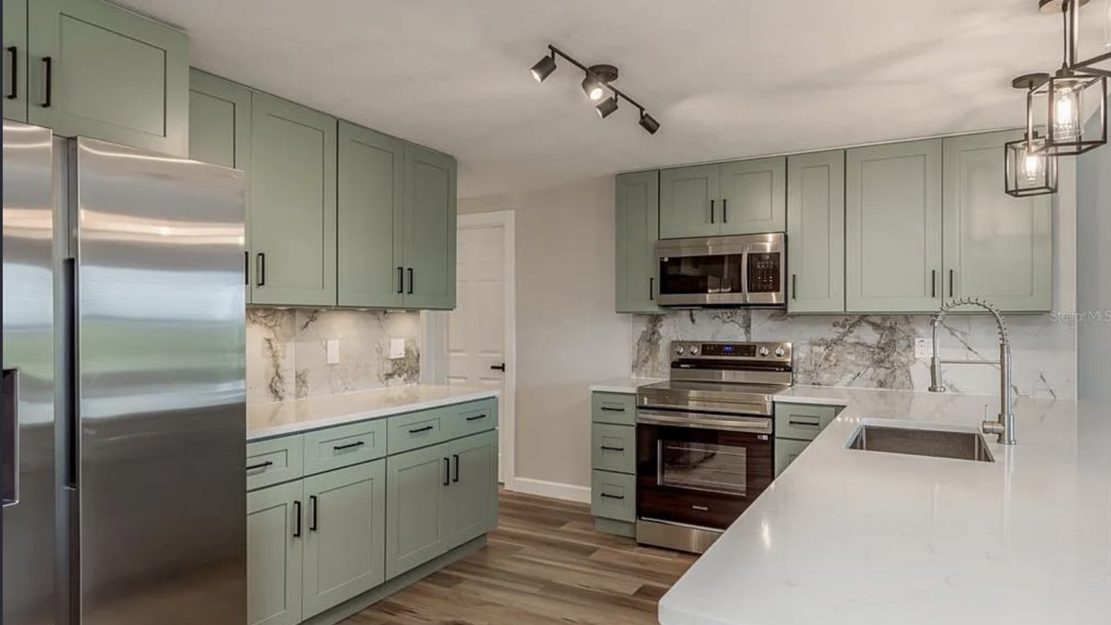 Completed ZEUS kitchen cabinetry project in Windermere, Florida — view 1